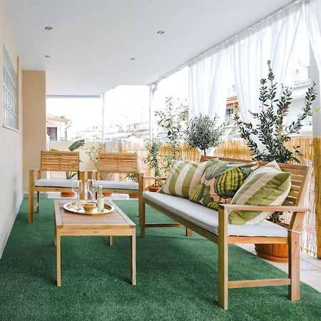 Flowery Penthouse In City Centre Of Салоники Экстерьер фото
