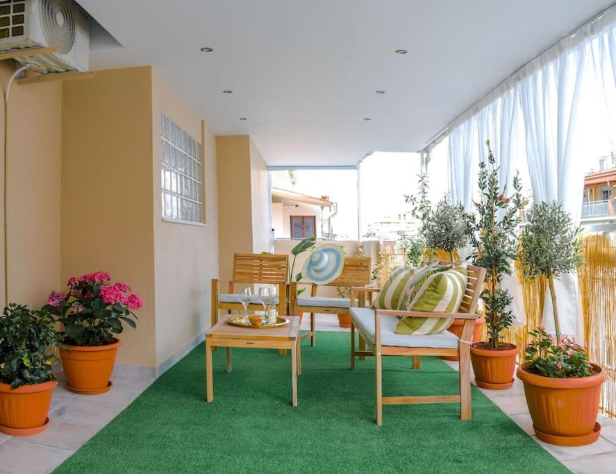 Flowery Penthouse In City Centre Of Салоники Экстерьер фото